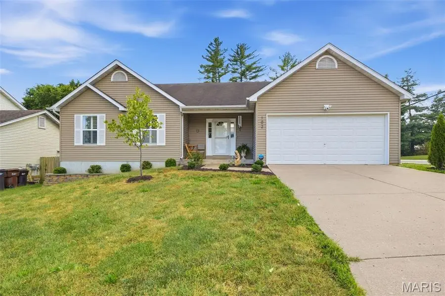 102 E 4th Street, Moscow Mills, MO 63362 - #2