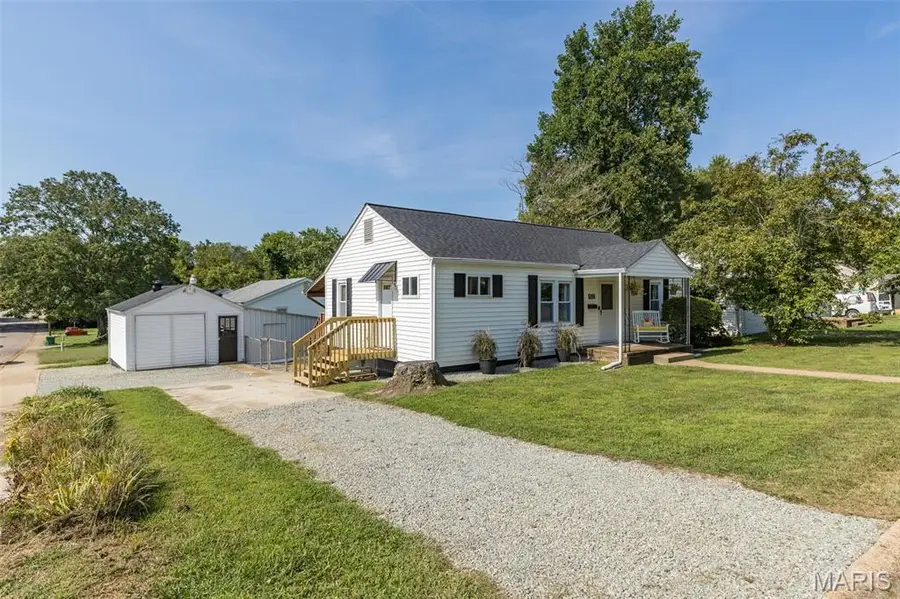 622 E College Street, Farmington, MO 63640 - #2