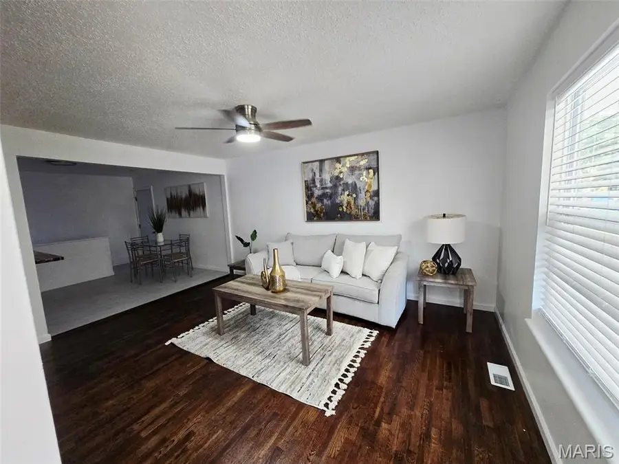 2216 Foggy Bottom Drive, Florissant, MO 63031 - #2