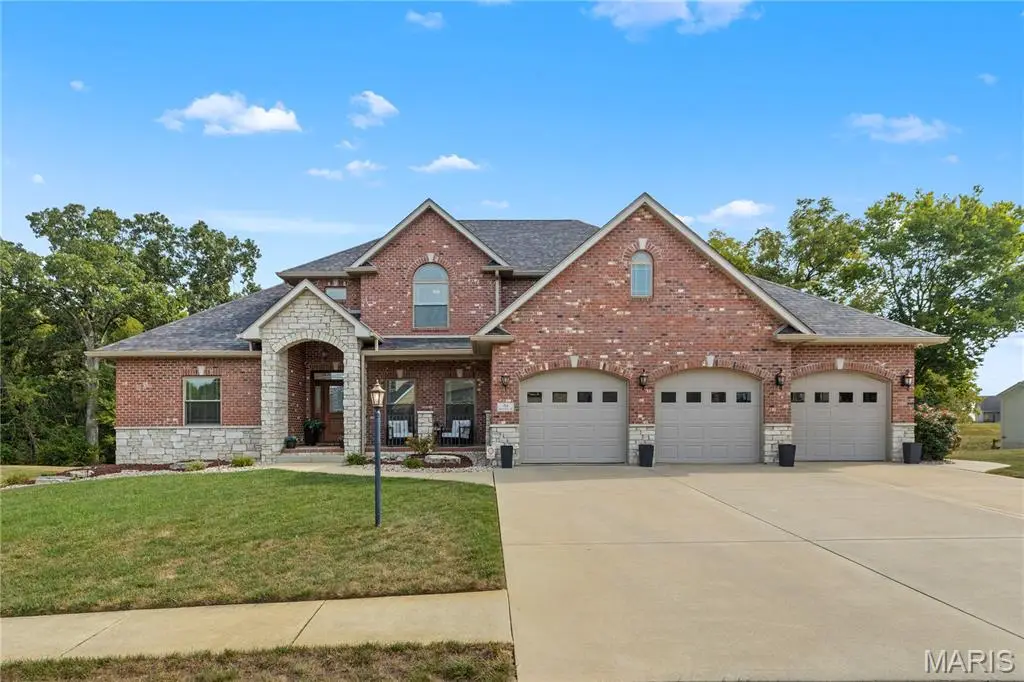 61 Woodcrest Drive, Bethalto, IL 62010 - #1