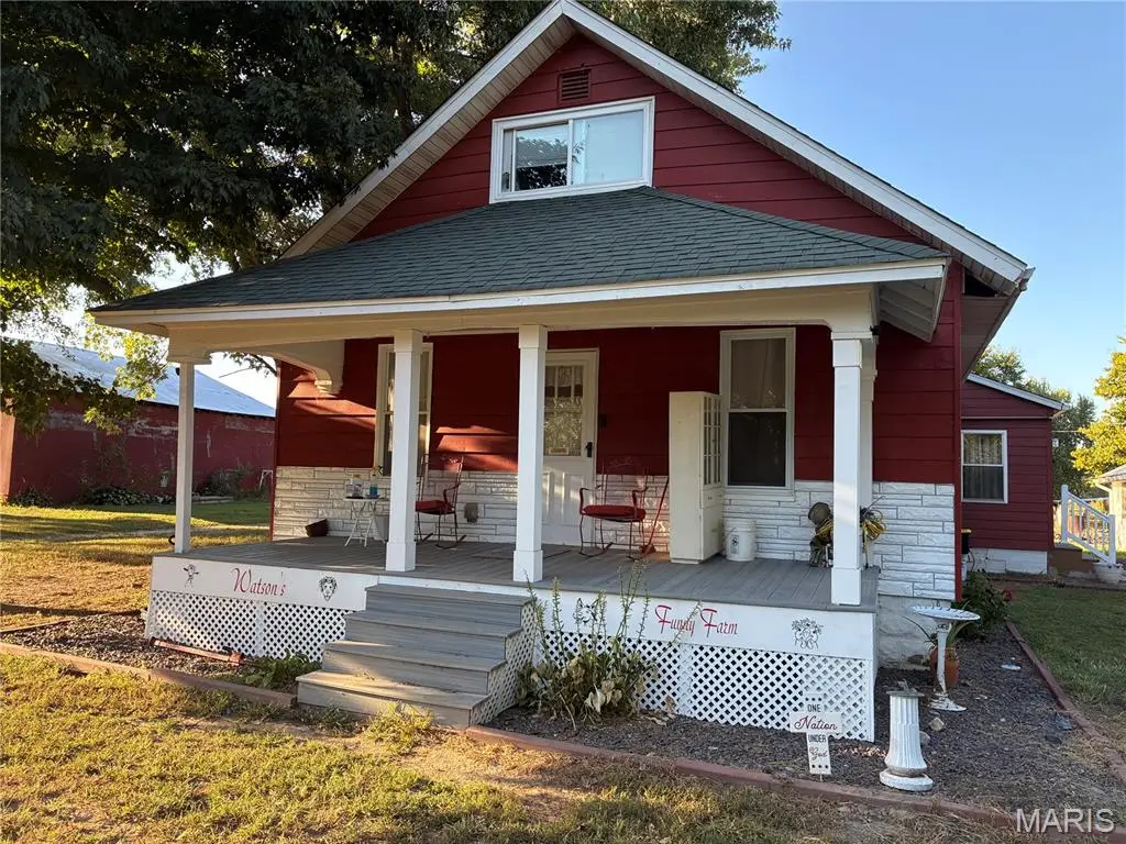 541 Ripson Bridge Avenue, Sorento, IL 62086 - #1