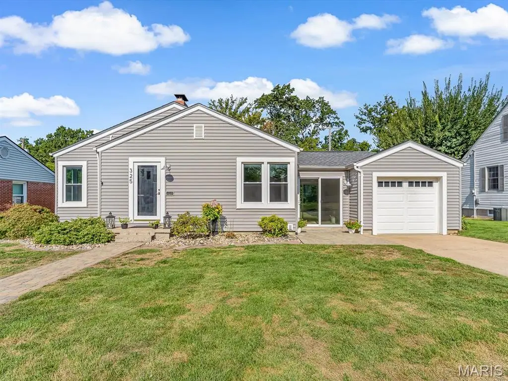 325 W Liberty Street, Columbia, IL 62236 - #1