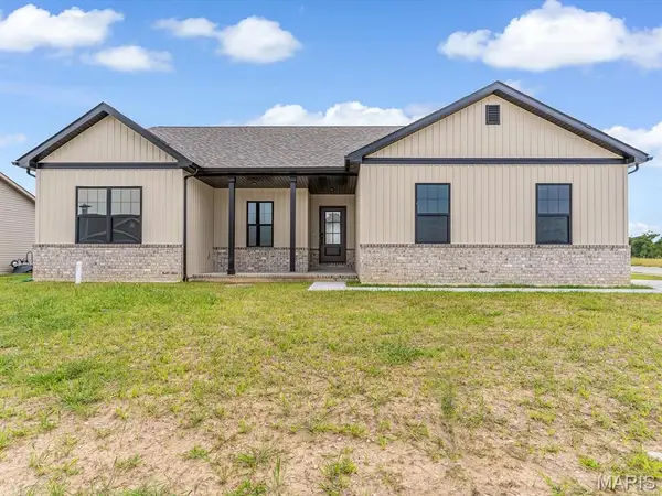 951 Forbs Drive, Waterloo, IL 62298