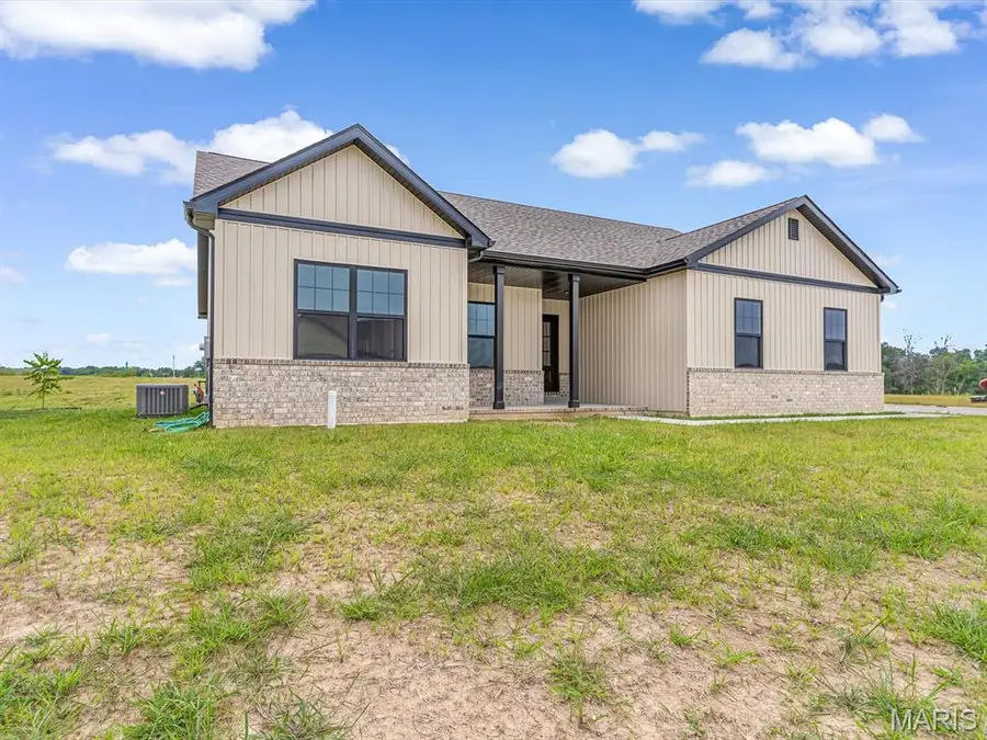 951 Forbs Drive, Waterloo, IL 62298 - #2