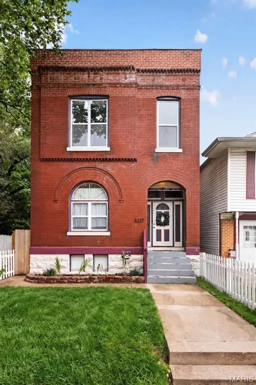 3237 California Avenue, Saint Louis, MO 63118 - #1