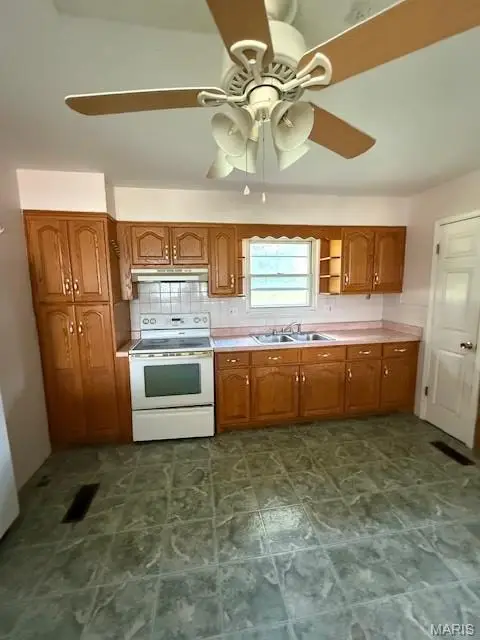 1532 Kingsway Drive, Arnold, MO 63010 - #2