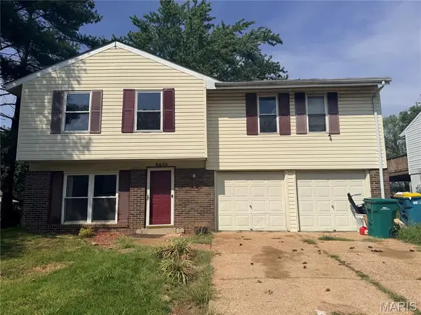 5429 Nantucket Court, High Ridge, MO 63049