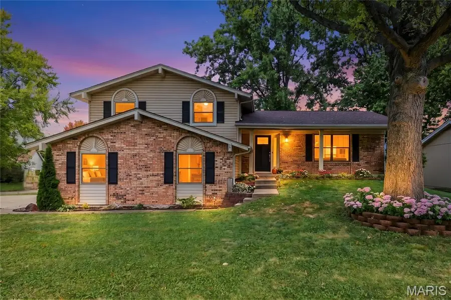 27 Oak Valley Drive, Saint Peters, MO 63376 - #3