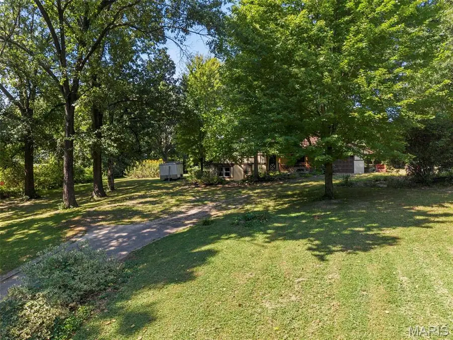 433 Day Drive, Saint Louis, MO 63135 - #3