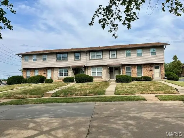 3171 Carefree Lane, Florissant, MO 63033 - #1
