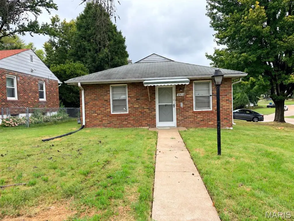 8933 Hillview Avenue, Jennings, MO 63136 - #1