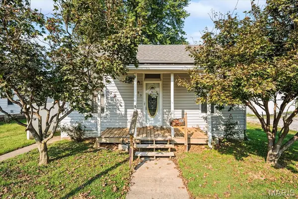 483 N Broadway Street, Nashville, IL 62263