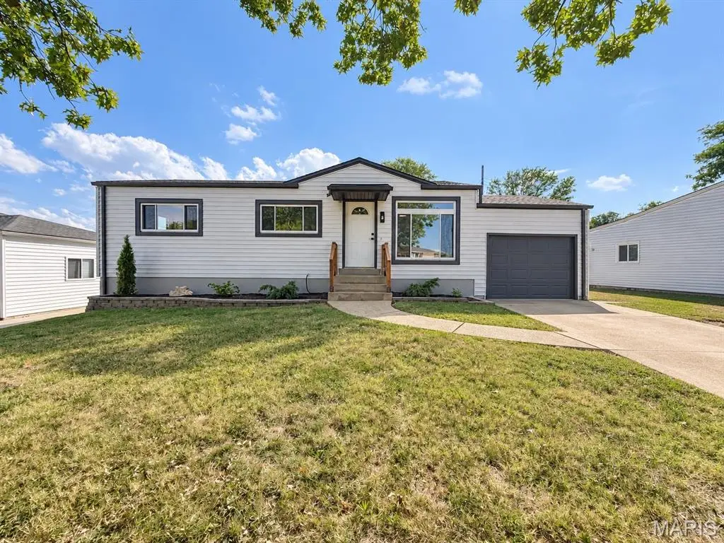 4026 Melon Drive, Saint Louis, MO 63125 - #1