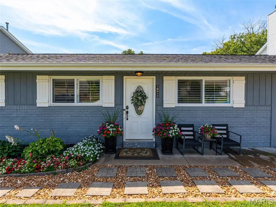 10412 Savannah Avenue, Frontenac, MO 63131 - #2