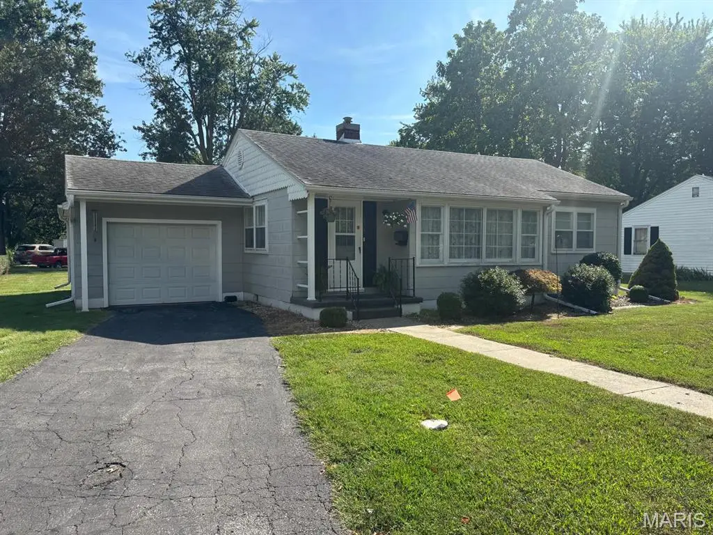 325 Park Street, Monroe City, MO 63456 - #1