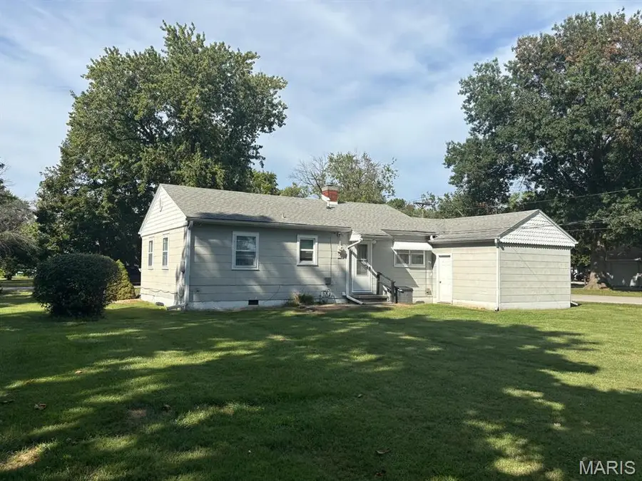 325 Park Street, Monroe City, MO 63456 - #2