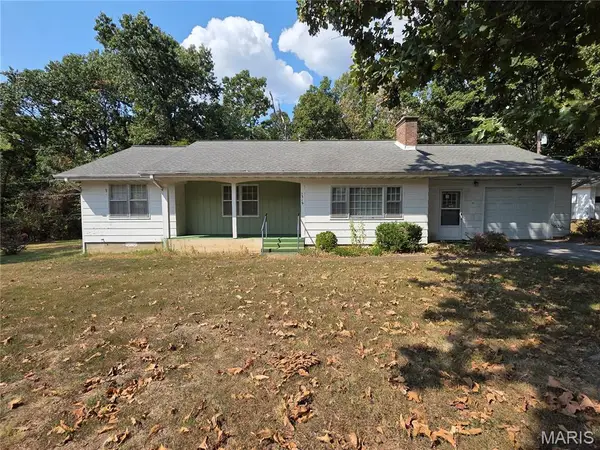 1319 Briarwood Drive, Houston, MO 65483