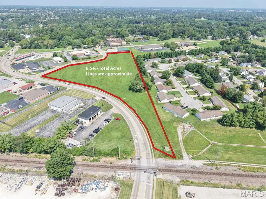 1810 Central Plaza Drive, Belleville, IL 62221 - #2