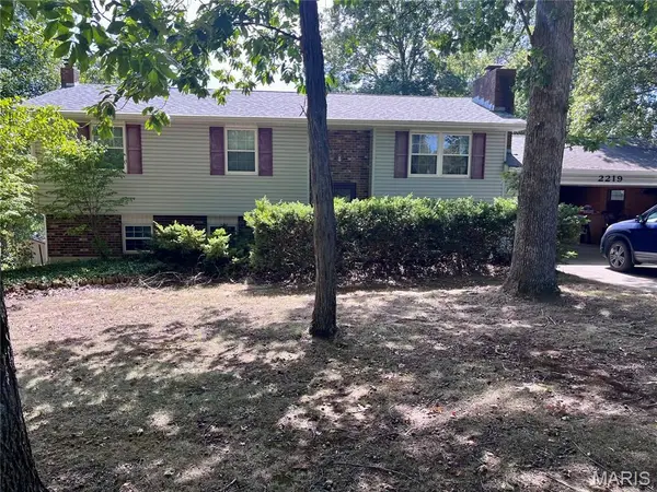 2219 Ridge Road, Jackson, MO 63755