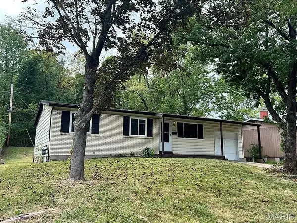 5319 Grove Avenue, St Louis, MO 63135
