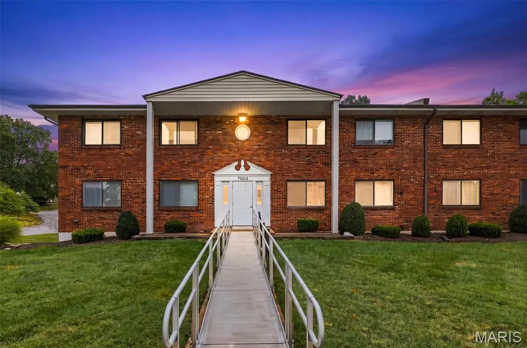 7904 Camelot Lane #1, Saint Louis, MO 63123 - #1