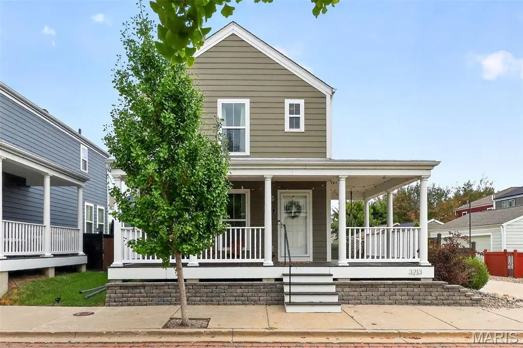 3213 Camp Street, Saint Charles, MO 63301 - #1