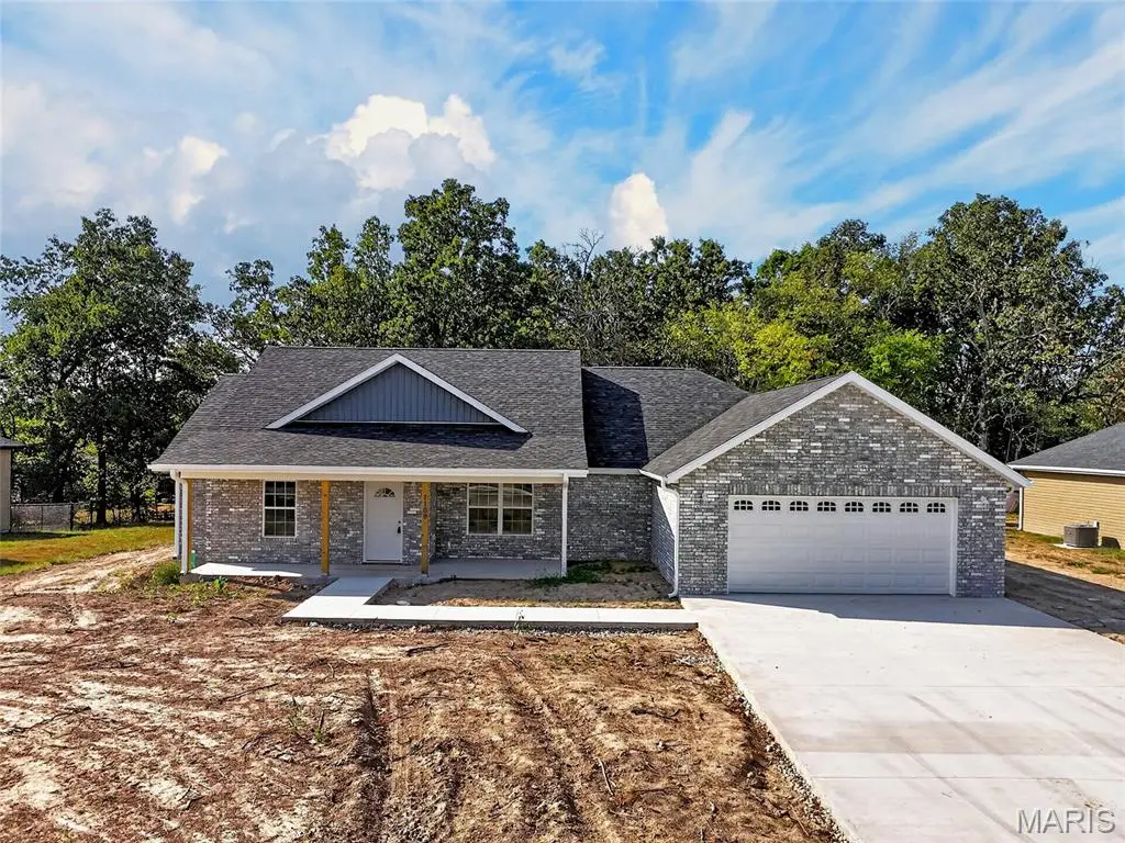 1100 Daytona Drive, Lebanon, MO 65536 - #1