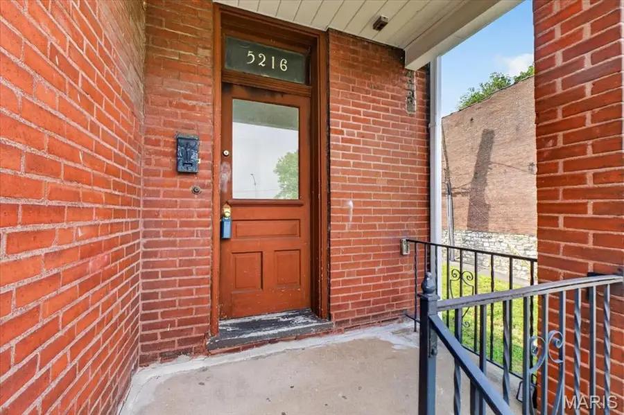 5216 Morganford Road, Saint Louis, MO 63116 - #2