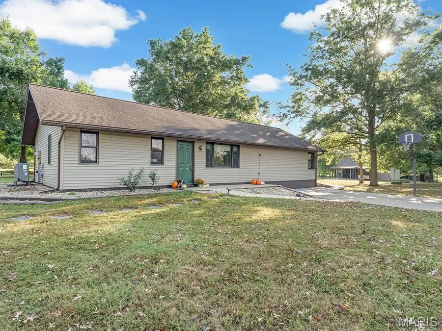 4878 Sportsman Road, Waterloo, IL 62298 - #3