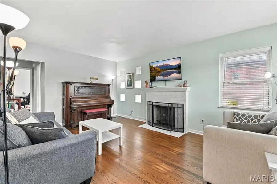 5651 Potomac Street, Saint Louis, MO 63139 - #3