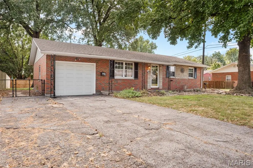 3128 Princeton Drive, Granite City, IL 62040 - #1