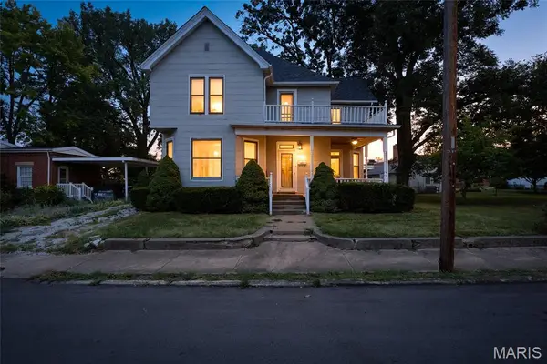 52 N 2nd Street, Ste Genevieve, MO 63670