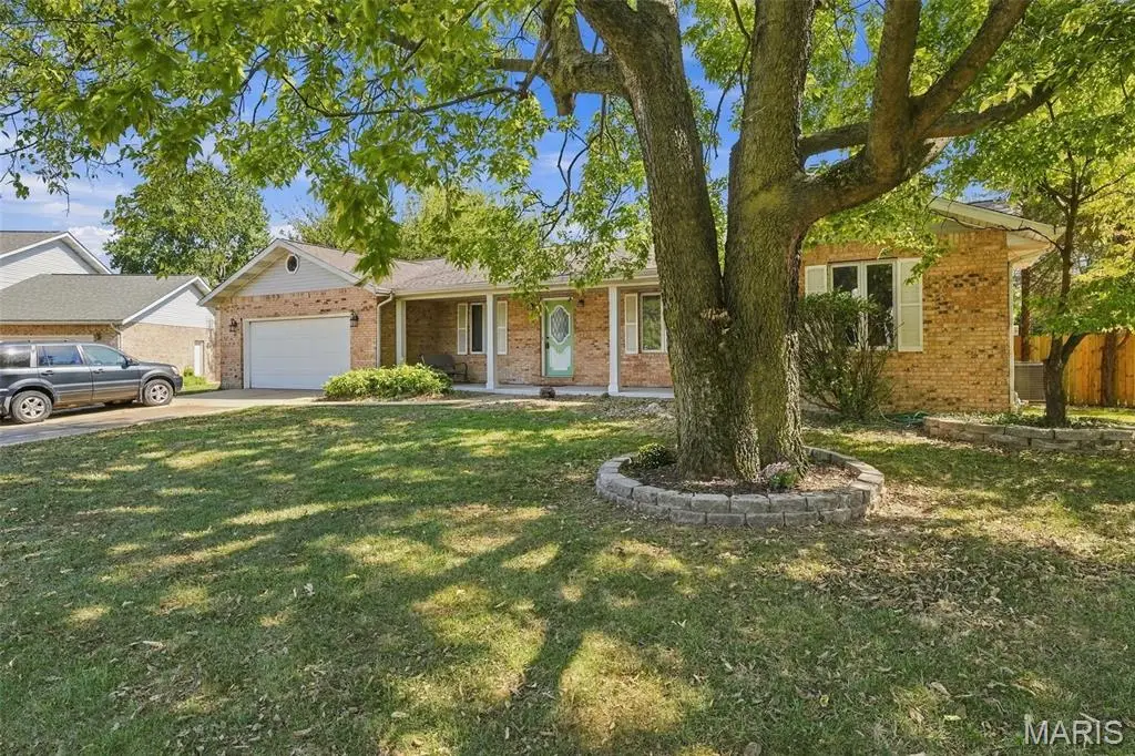 1727 Meadow Lane, Edwardsville, IL 62025 - #1