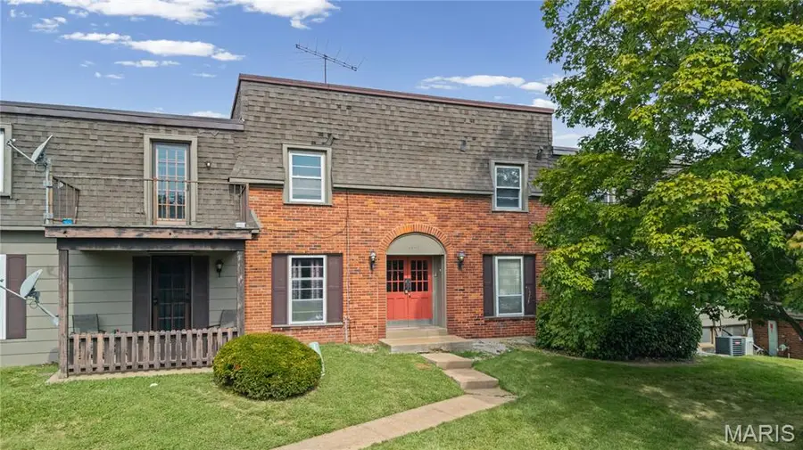 6643 Blossomwood Drive #D, Florissant, MO 63033 - #2