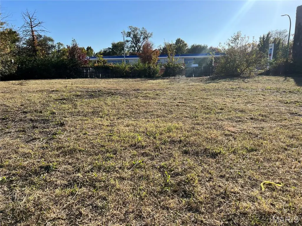 4501 W Dr Martin Luther King Drive, Saint Louis, MO 63113 - #1