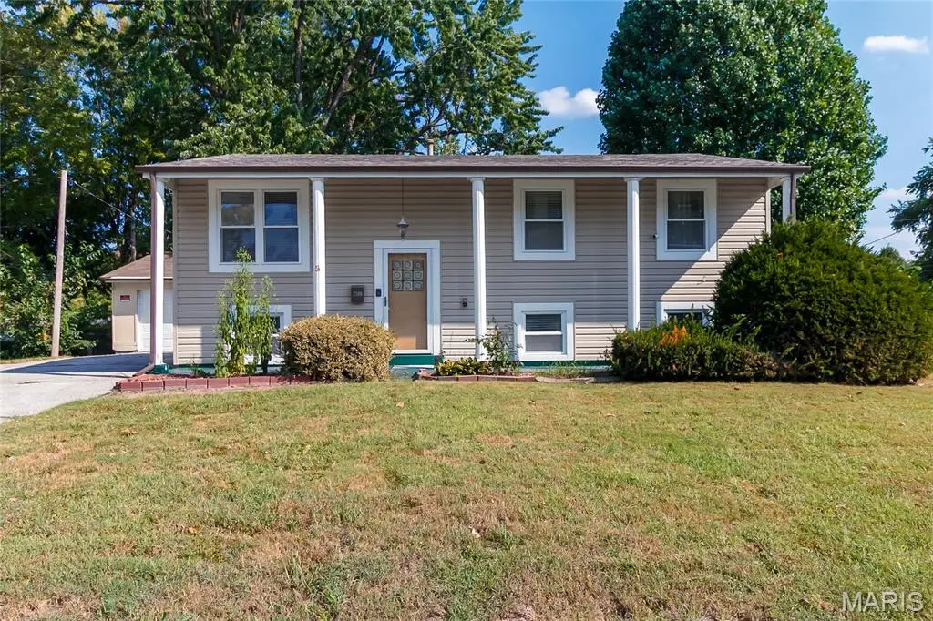 2580 Morningside Drive, Florissant, MO 63031 - #1