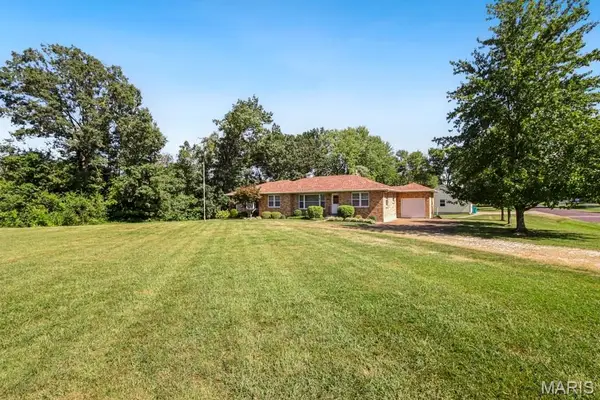 996 W Springfield Road, Sullivan, MO 63080