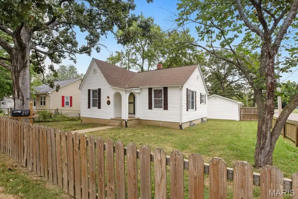 237 Watson Road, 225 Hobart Street, Sullivan, MO 63080 - #1