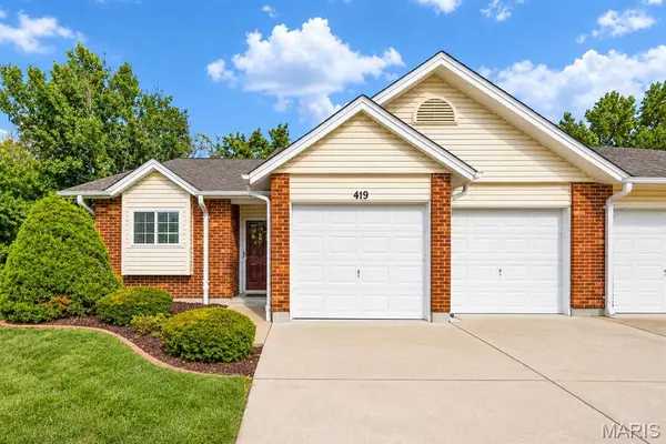 419 Cambridge Place #A, St Peters, MO 63376