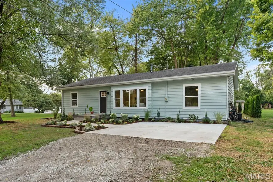 301 Edgewood Drive, Belleville, IL 62223 - #2