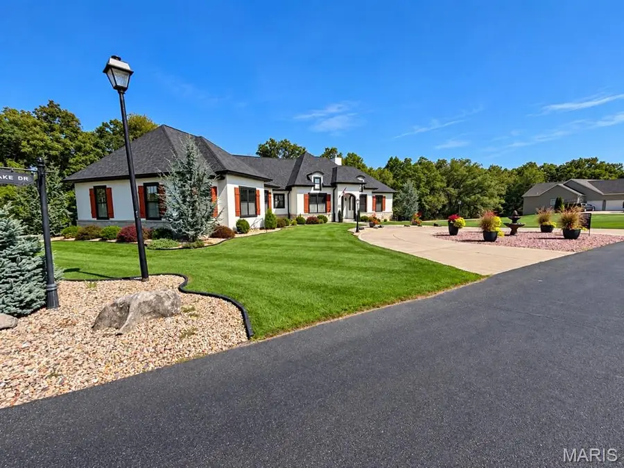 11 Little Lake Court, Clark, MO 63379 - #3