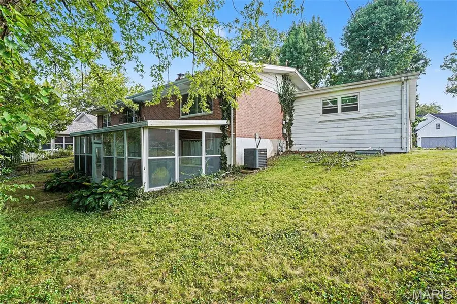 818 S Rapp Avenue, Columbia, IL 62236 - #3