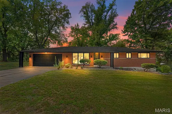 4 Harneywold Drive, Ferguson, MO 63136