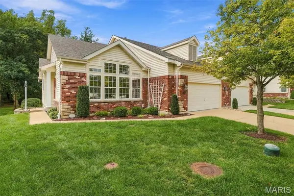 6296 Whisper Bend Drive, St Louis, MO 63129