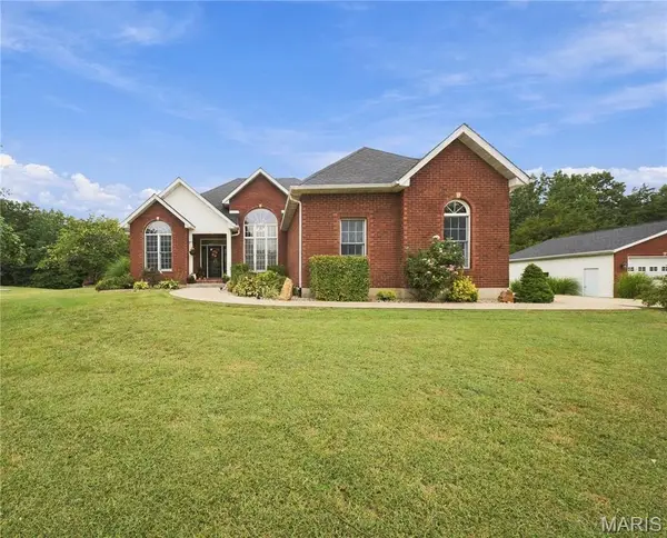 15225 Deer Park Lane, St James, MO 65559