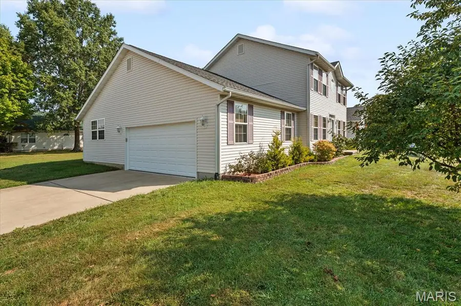 950 Whitechapel Drive, O Fallon, IL 62269 - #3