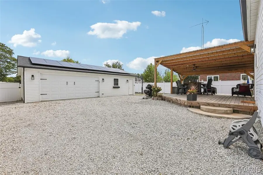 1320 N Monroe Street, Litchfield, IL 62056 - #3