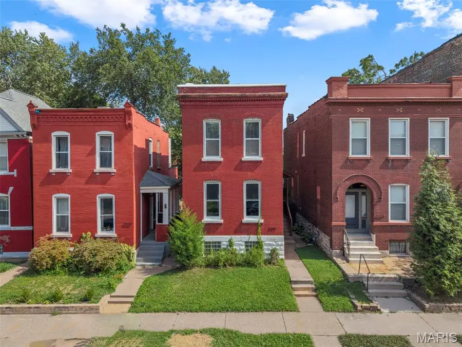 3442 California Avenue, Saint Louis, MO 63118 - #2