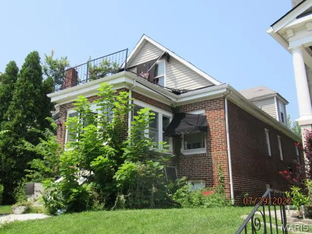 4569 Lewis Place, Saint Louis, MO 63113 - #2