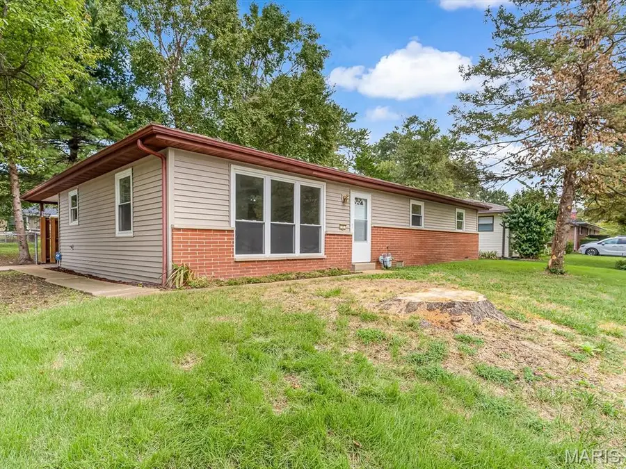 17 Neptune Drive, Belleville, IL 62226 - #2